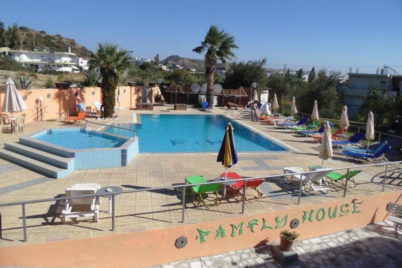 Family House Faliraki Studios Apartments Экстерьер фото